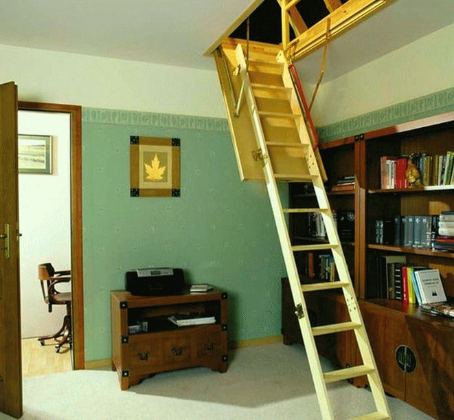 Чердачная лестница с люком
