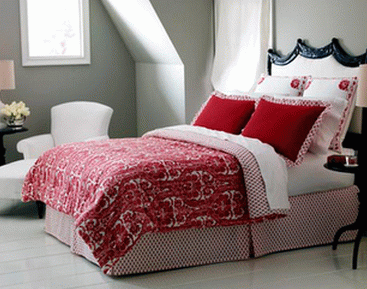 Спальня в красно-белых тонах