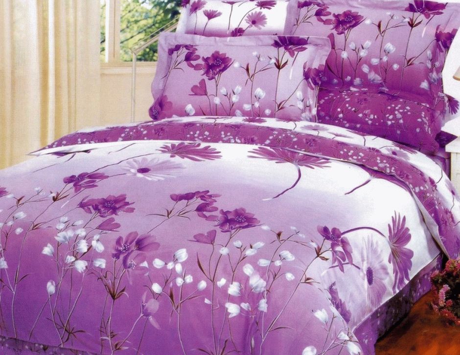 Фиолетовая расцветка белья