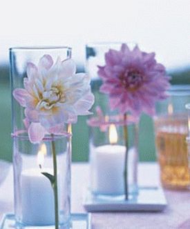украшение стола цветами и свечами фото9