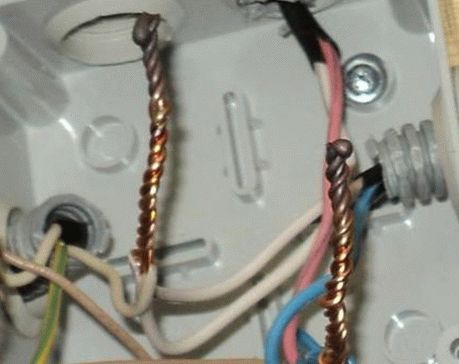 Как соединить правильно провода в распределительной коробке (медные и алюминиевые)