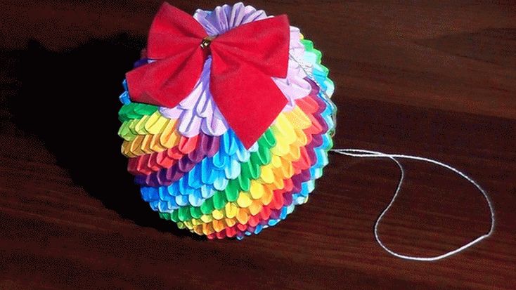 origami_novogodnyaya_igrushka