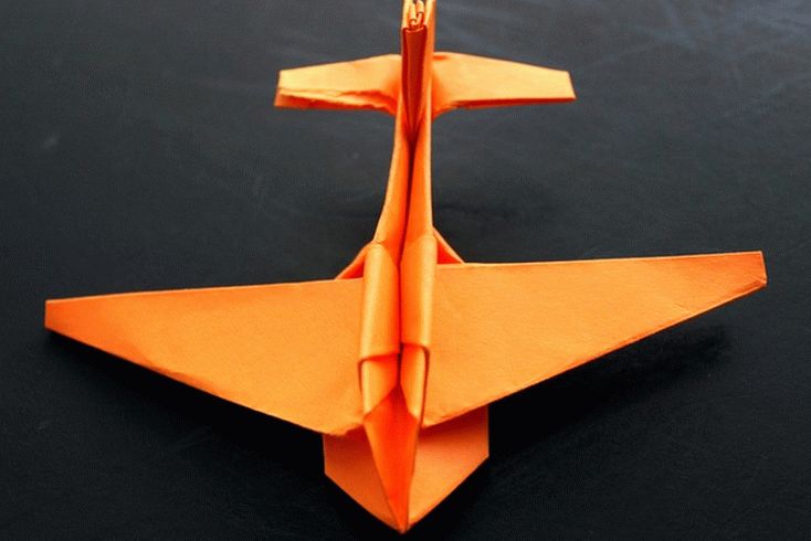 samolet_origami