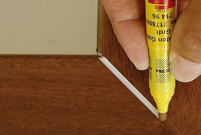 Ретуширующий карандаш