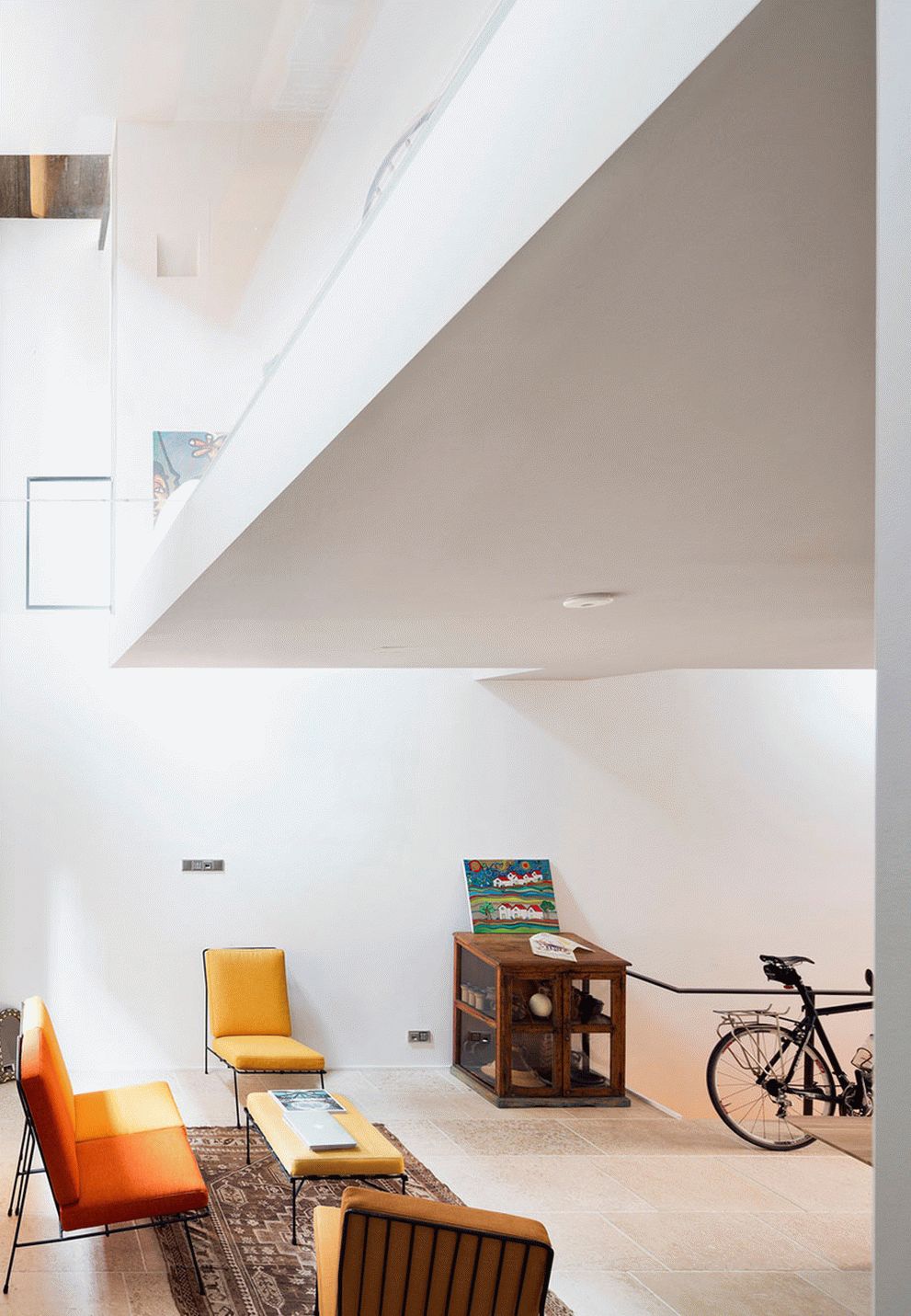 vertikalnyj-loft-v-duxe-eshera4