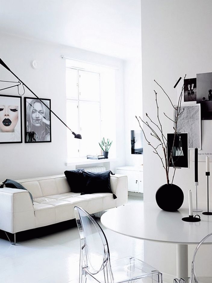 Хельсинская квартира с интерьером в черно-белом исполнении